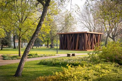 ‘Colonnade’ van Gijs Van Vaerenbergh
